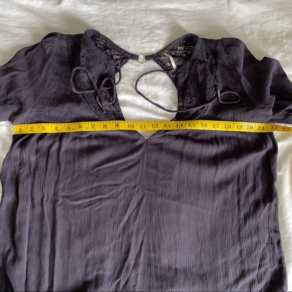 Free People Navy Blue Lace Detail Boho Blouse| Size Medium - Picture 13 of 16